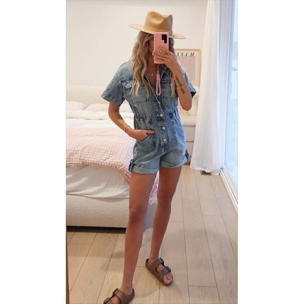 FREE PEOPLE x We The Free Marci Cuffed Shortall in Wash Marrakesh Size Large NWT
